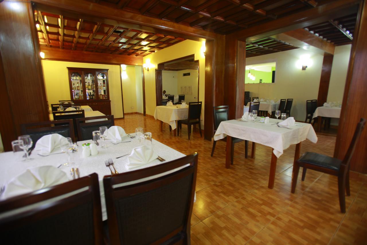Shangri-La Hotel Muyenga Bugolobi Экстерьер фото