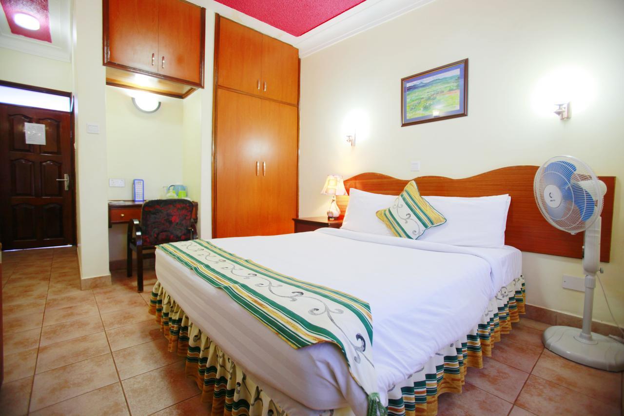 Shangri-La Hotel Muyenga Bugolobi Экстерьер фото